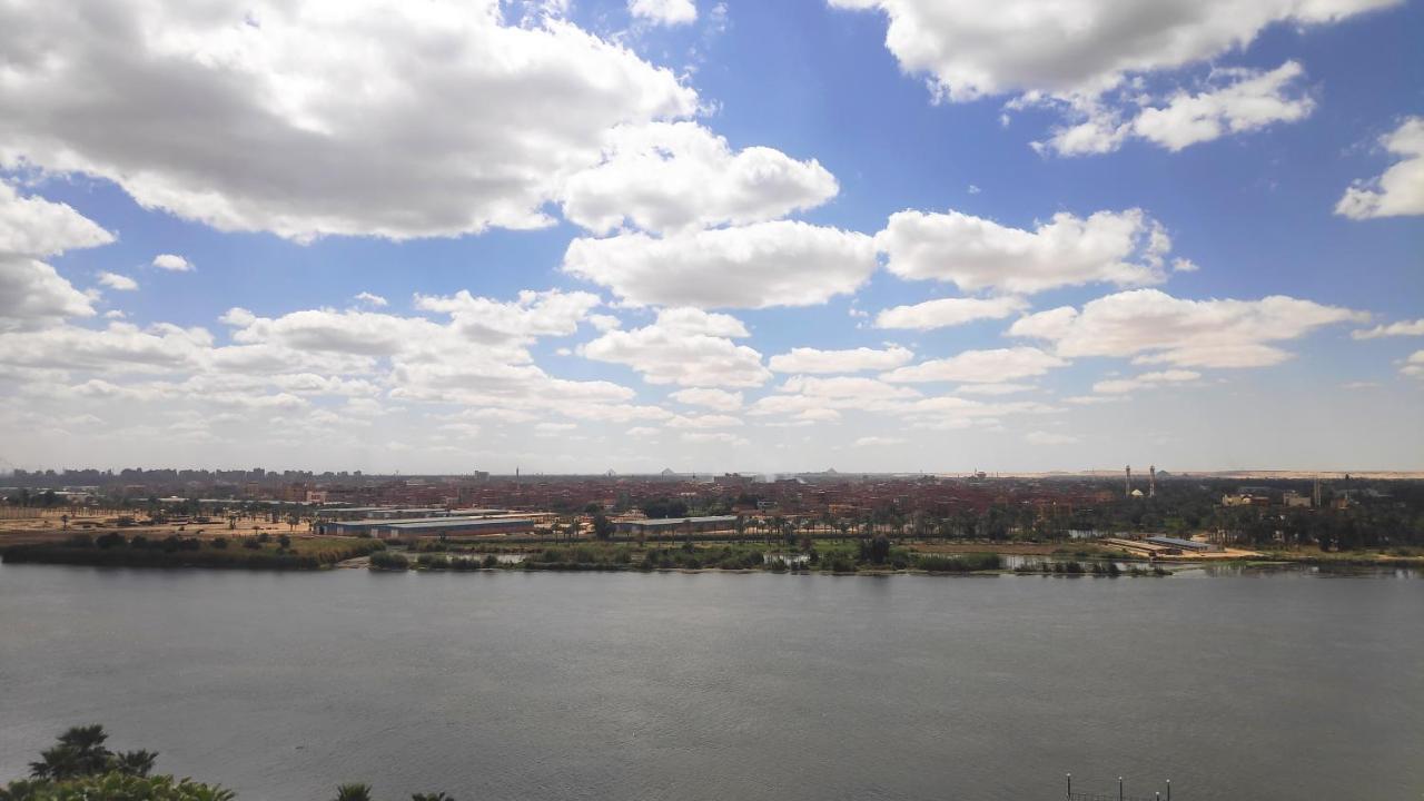 Nile Pyramidal View Apartment Le Caire Extérieur photo