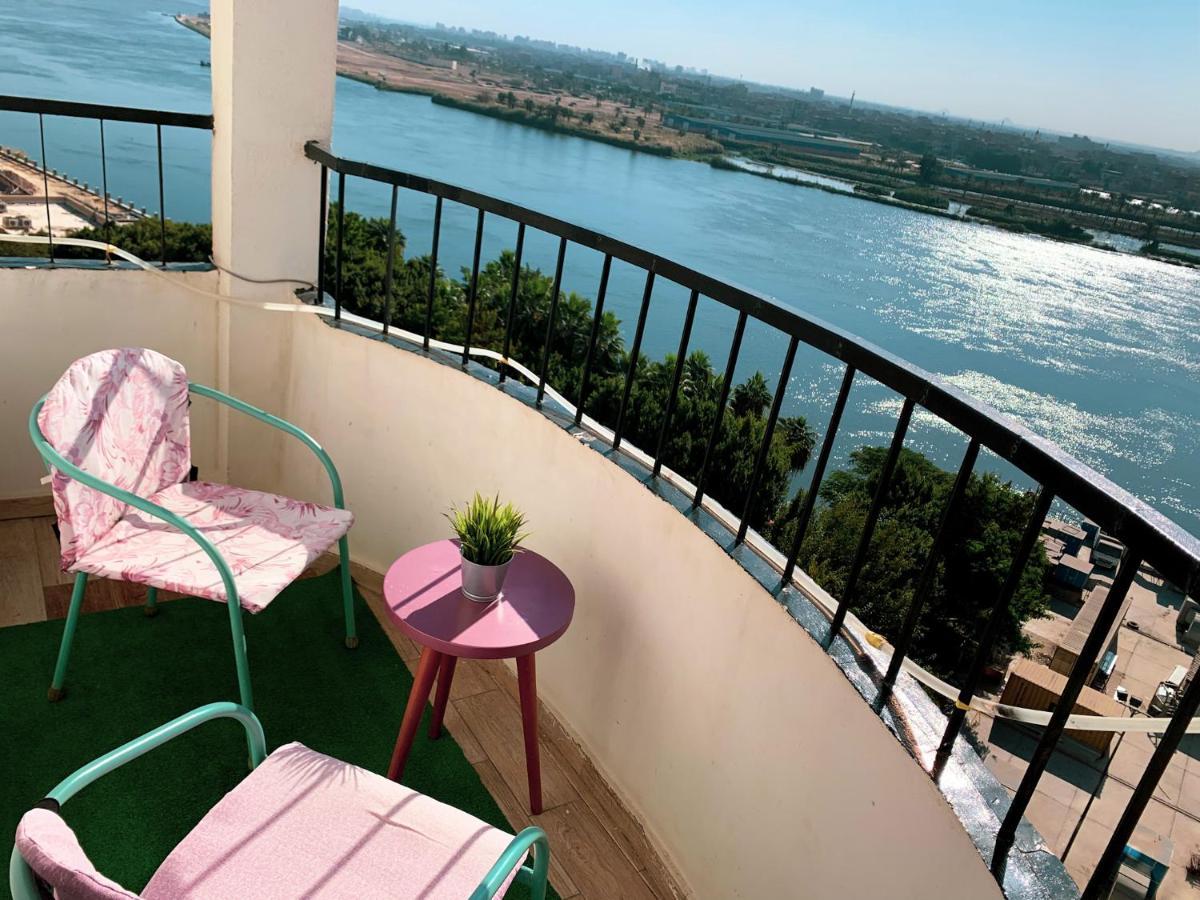 Nile Pyramidal View Apartment Le Caire Extérieur photo